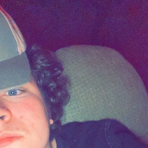 Meet your Posher, Dakota